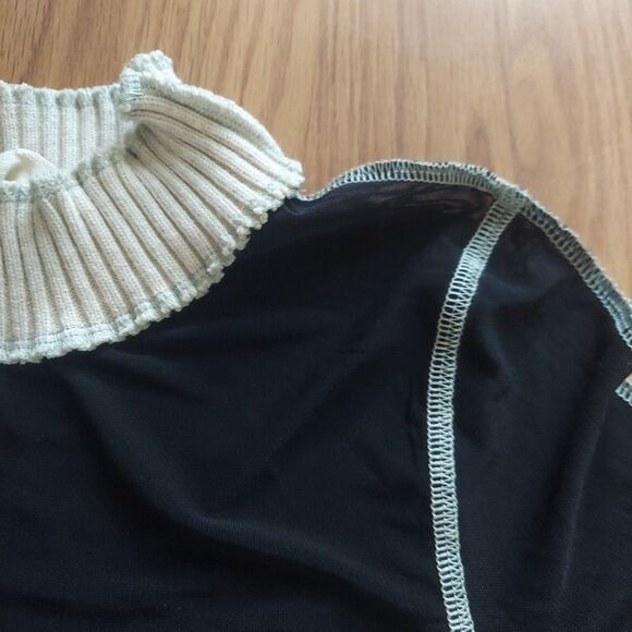 Gilded Intent Black/Beige Mesh Top With Knit Trimocl Neck (Estimated) Sz XS - Picture 2 of 10